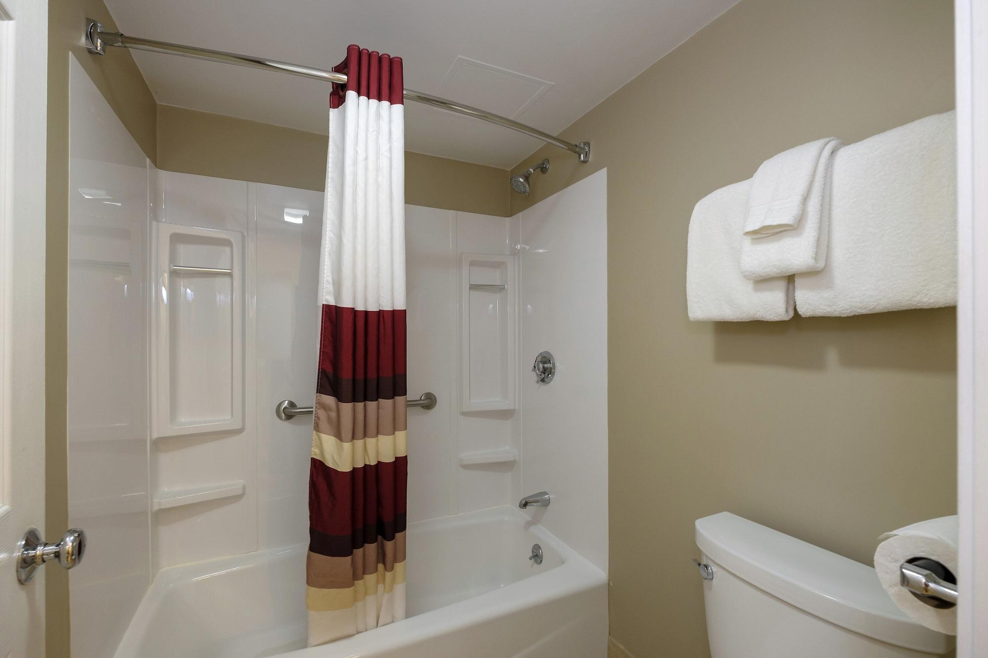 Red Roof Inn And Suites Herkimer Εξωτερικό φωτογραφία