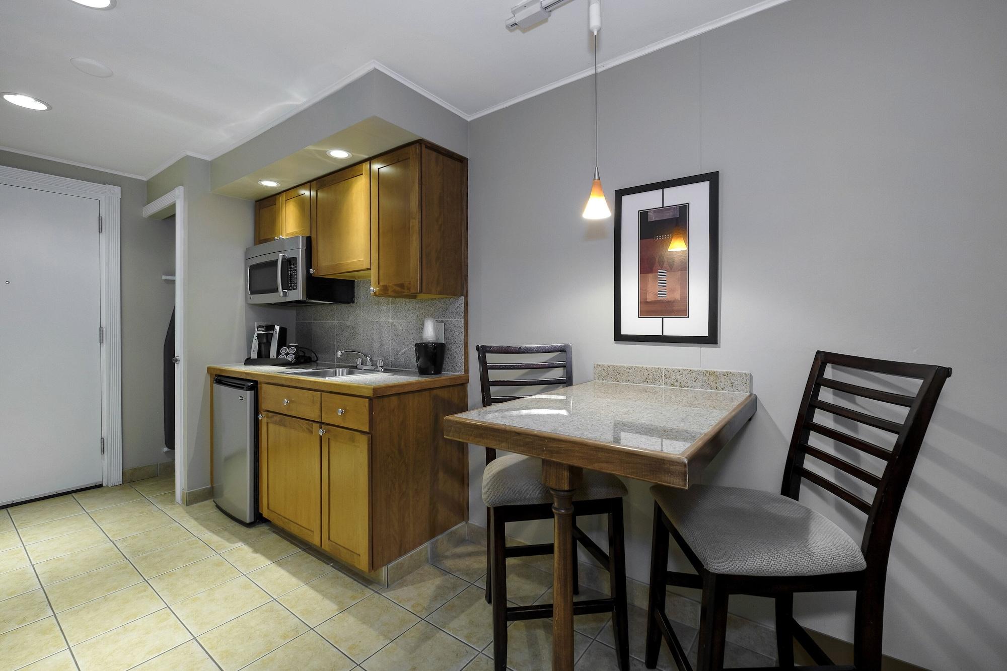 Red Roof Inn And Suites Herkimer Εξωτερικό φωτογραφία