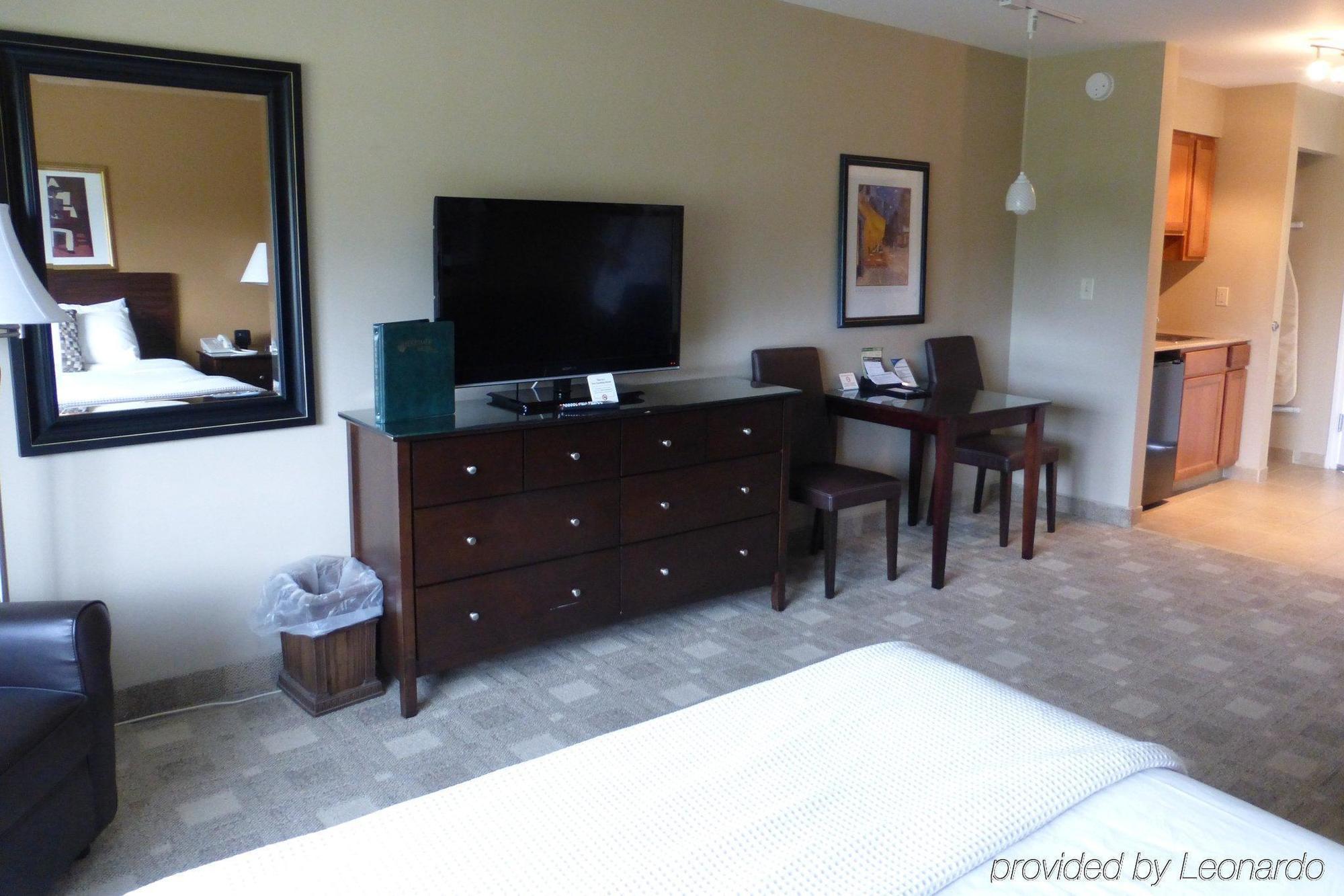 Red Roof Inn And Suites Herkimer Εξωτερικό φωτογραφία