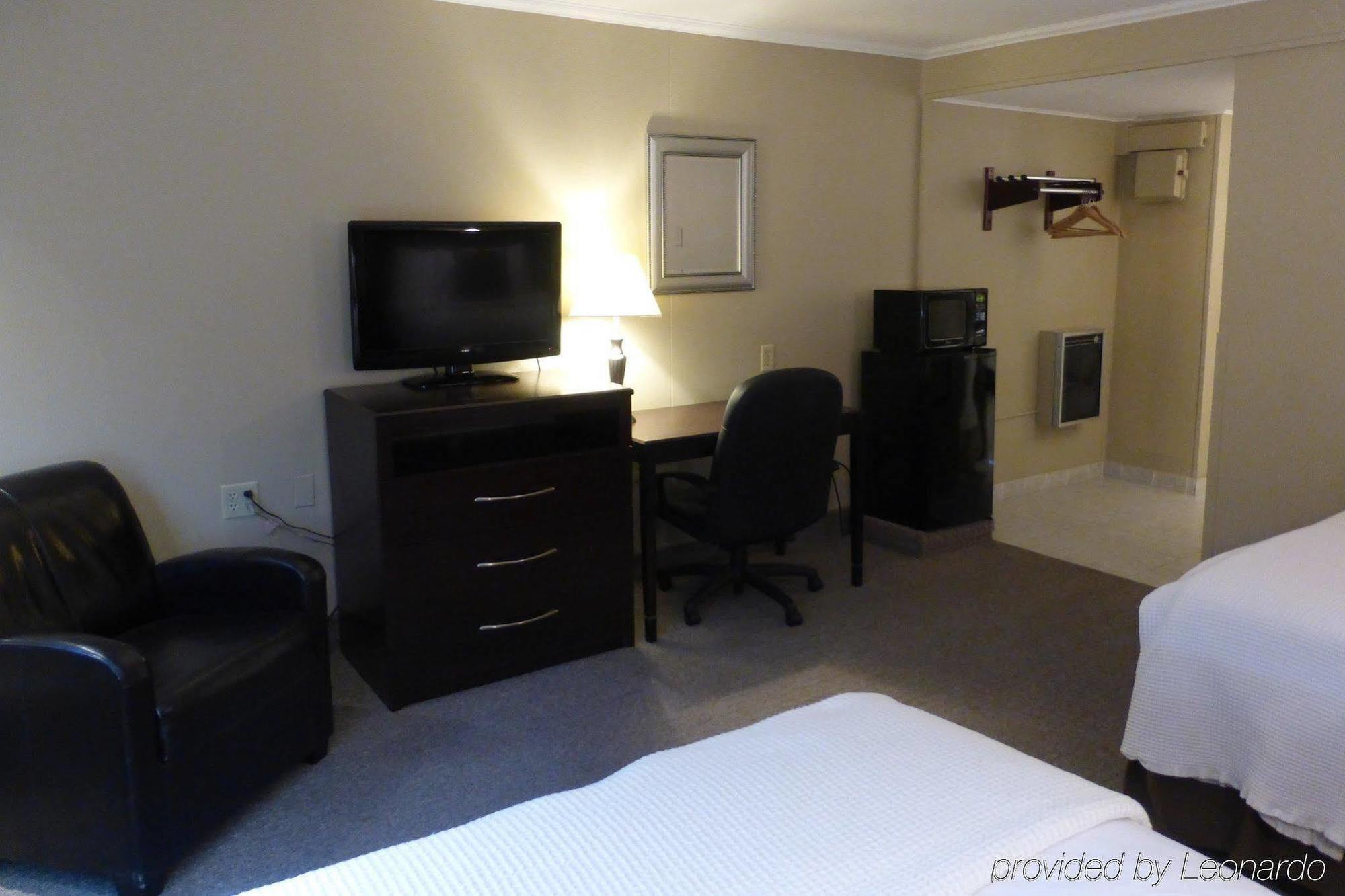 Red Roof Inn And Suites Herkimer Εξωτερικό φωτογραφία
